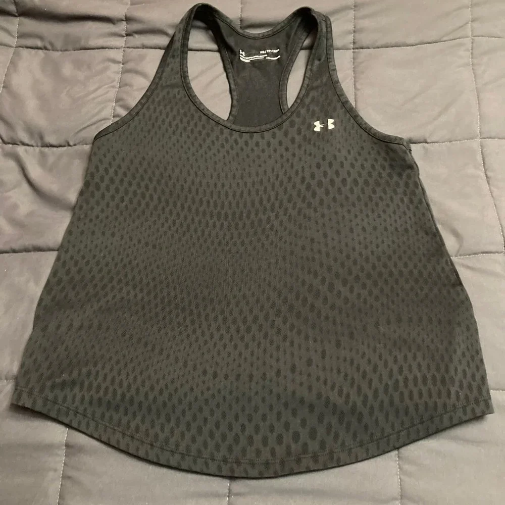 Under Armour Mesh Heatgear Loose Fit Black Tank  Size: Extra Small - Picture 12 of 15